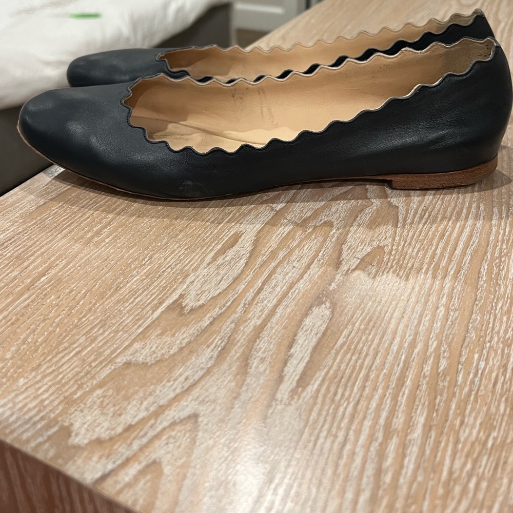 Chloe scalloped flats size 39.5